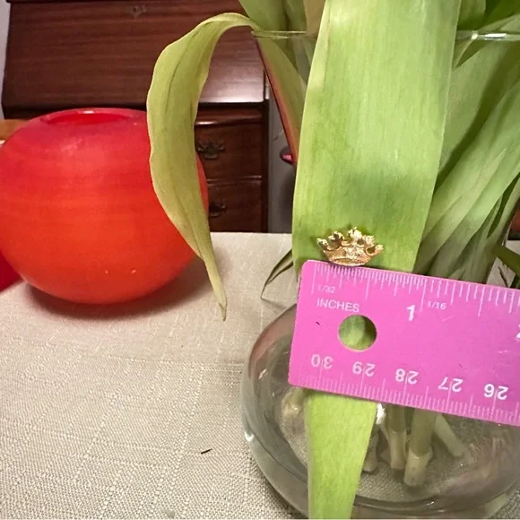 Vintage Avon Crown Rhinestone Gold-Tone Lapel Pin / Tie Tack - Picture 2 of 6